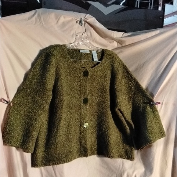 JH Collectibles Olive Green Cardigan - Picture 1 of 7